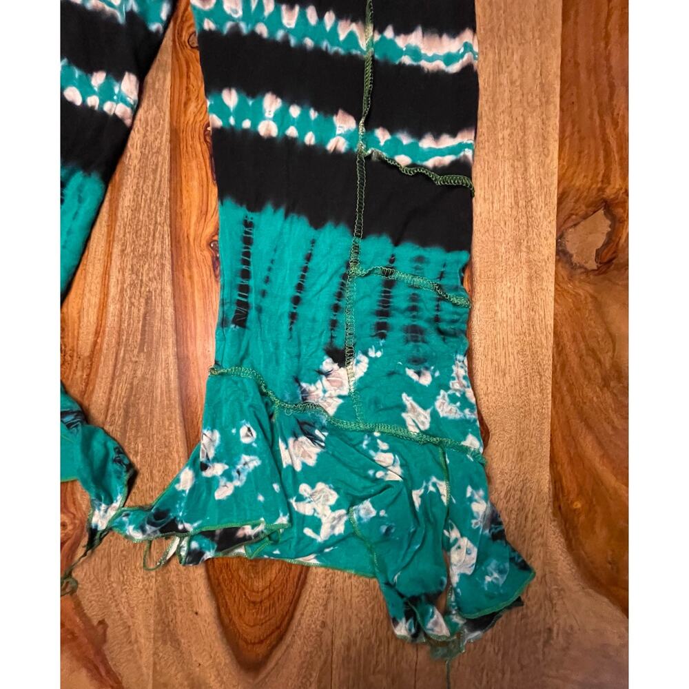 Ravens Green and Black One Size Capri  Workout Fairy Pant with Ruffle Edge - Picture 2 of 4